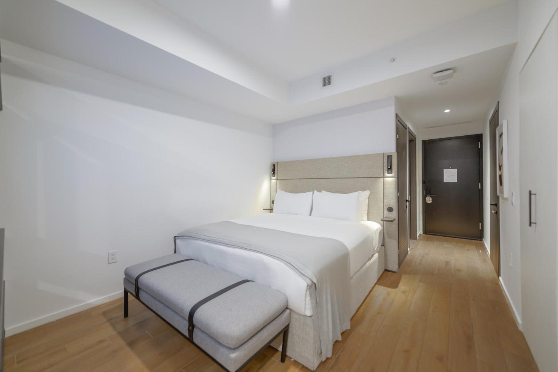 Apartment Prime Spot - Stunning Studio With Ocean And Bay Views