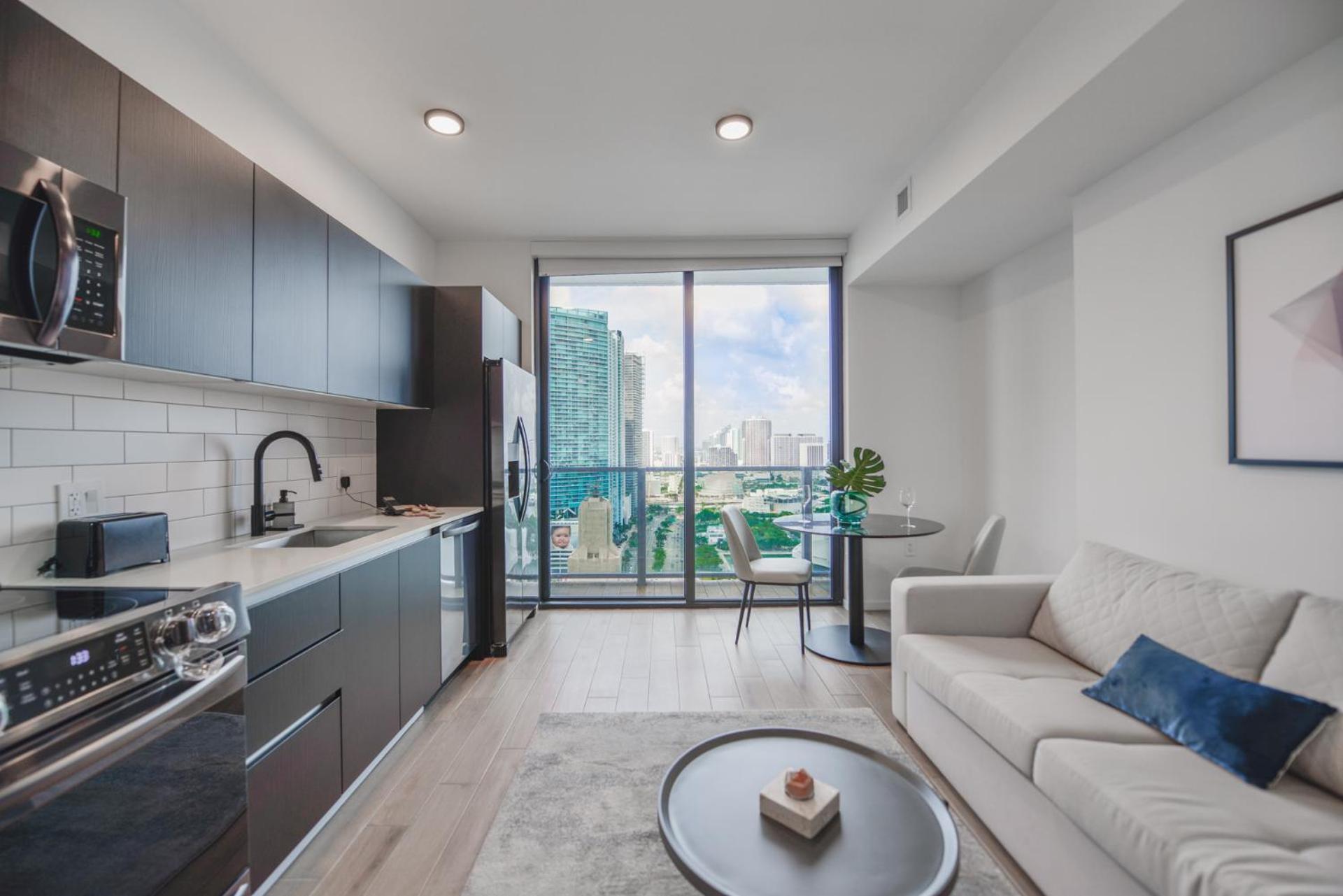 Prime Spot - Stunning Studio With Ocean And Bay Views * Miami