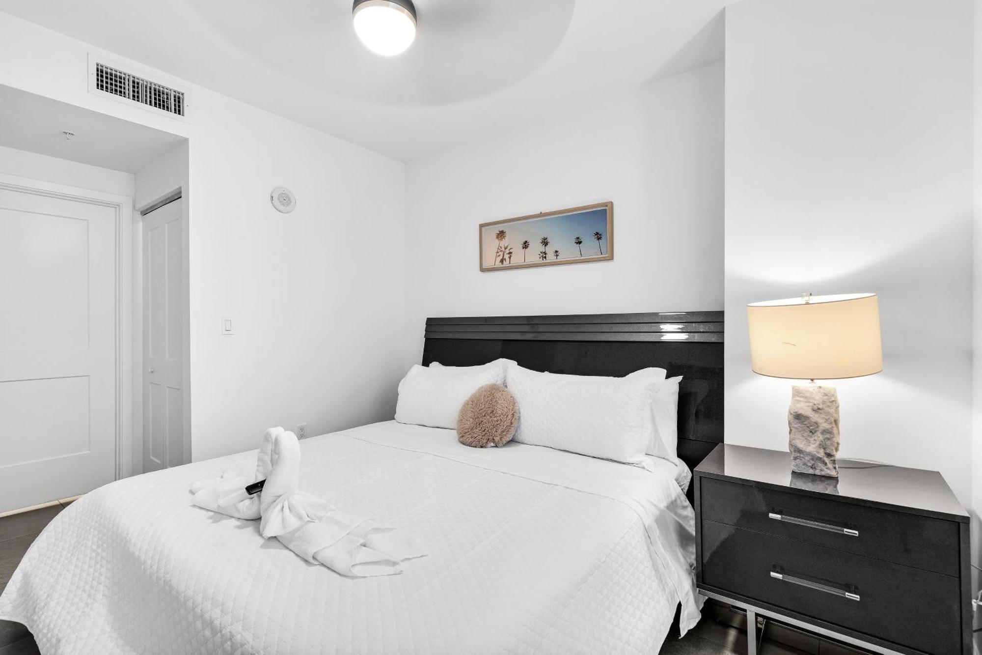 Prime Location 1-bed Retreat With Free Parking Apartment Miami