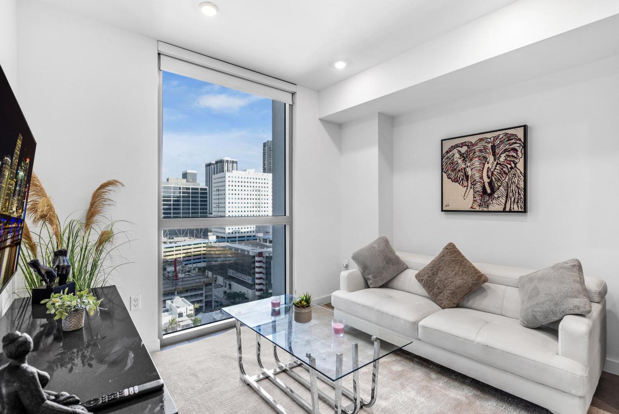 Prime Location 1-bed Retreat With Free Parking *