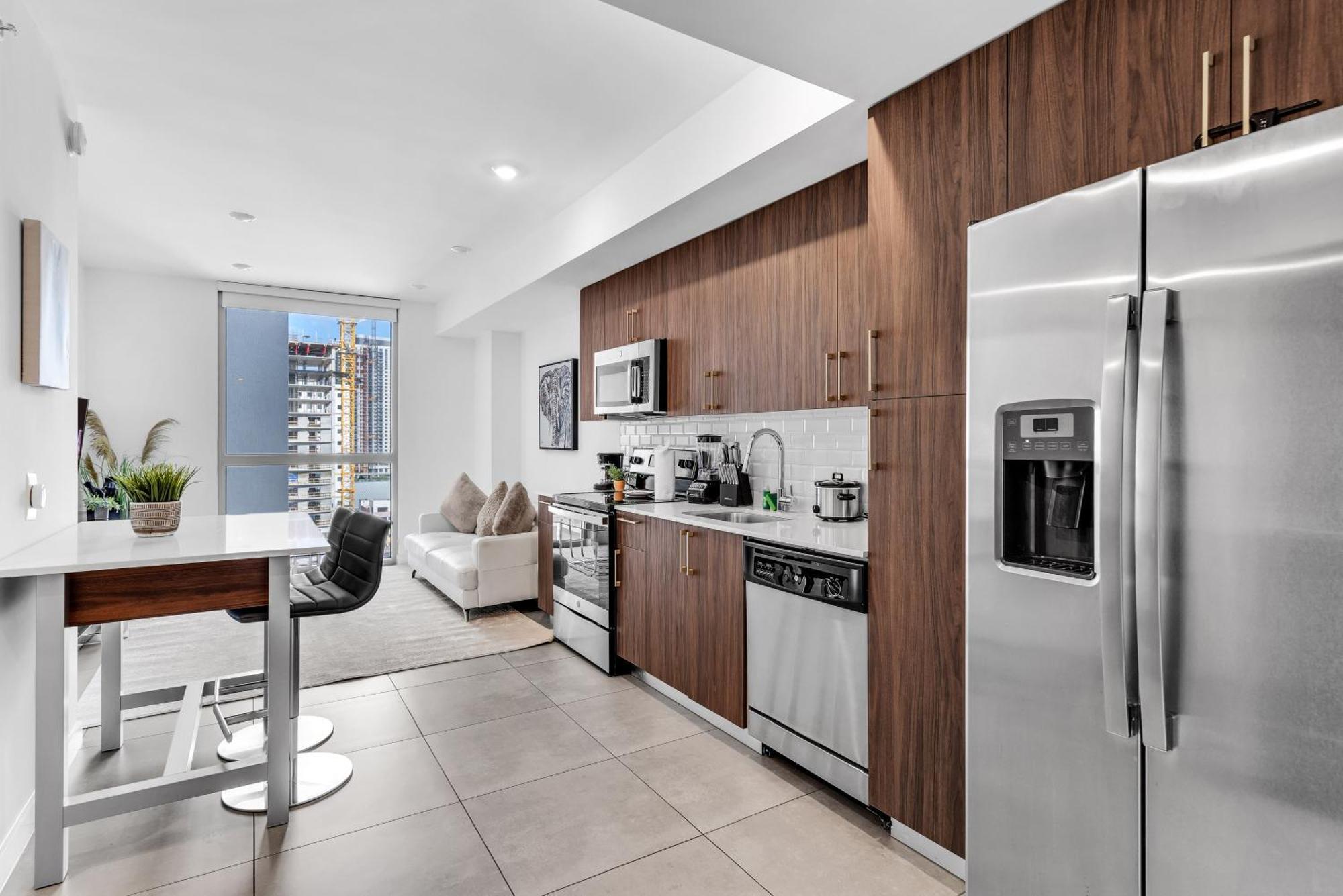 Prime Location 1-bed Retreat With Free Parking Apartment Miami