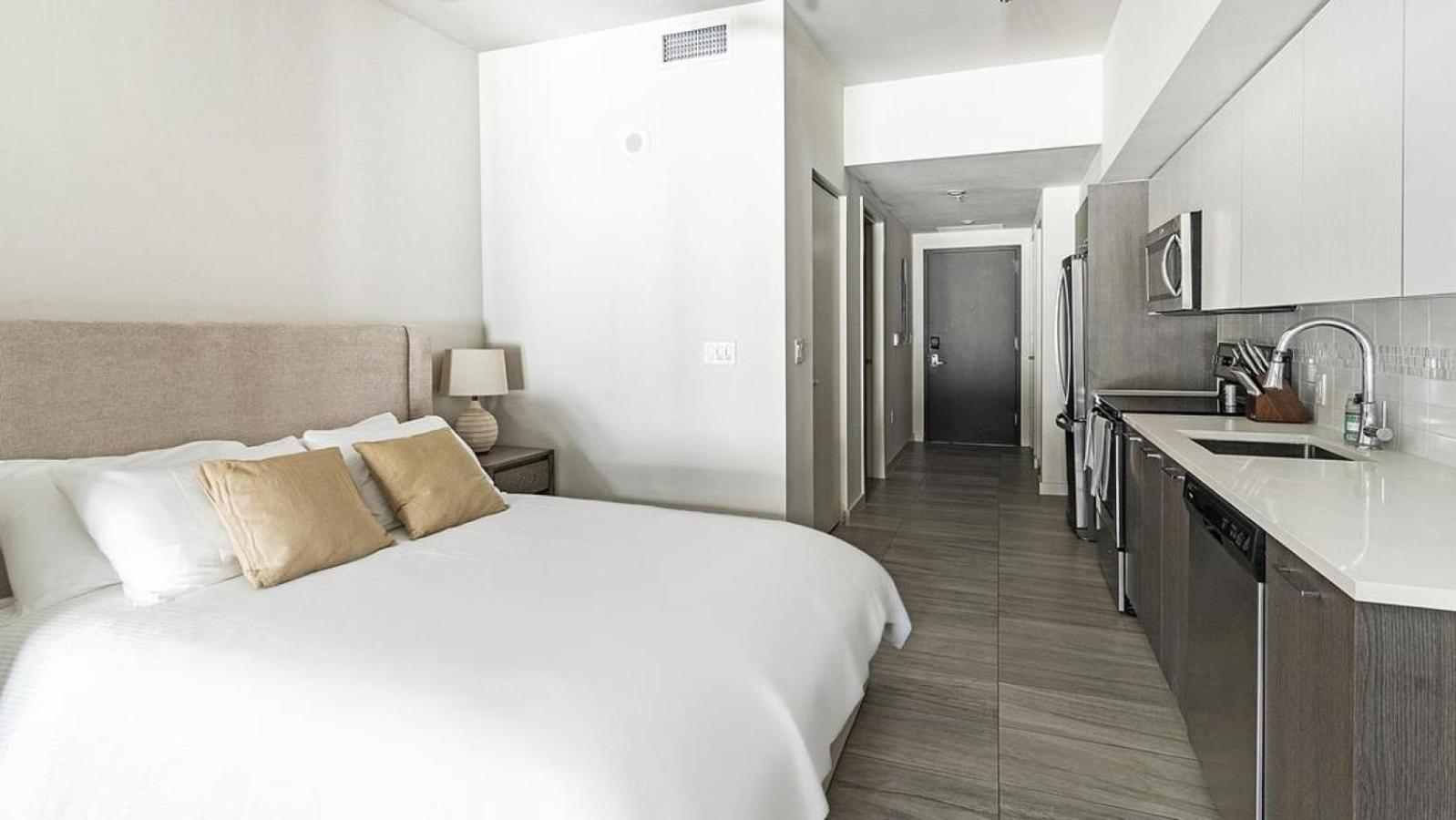 Landing - Modern With Amazing Amenities Apartment Miami