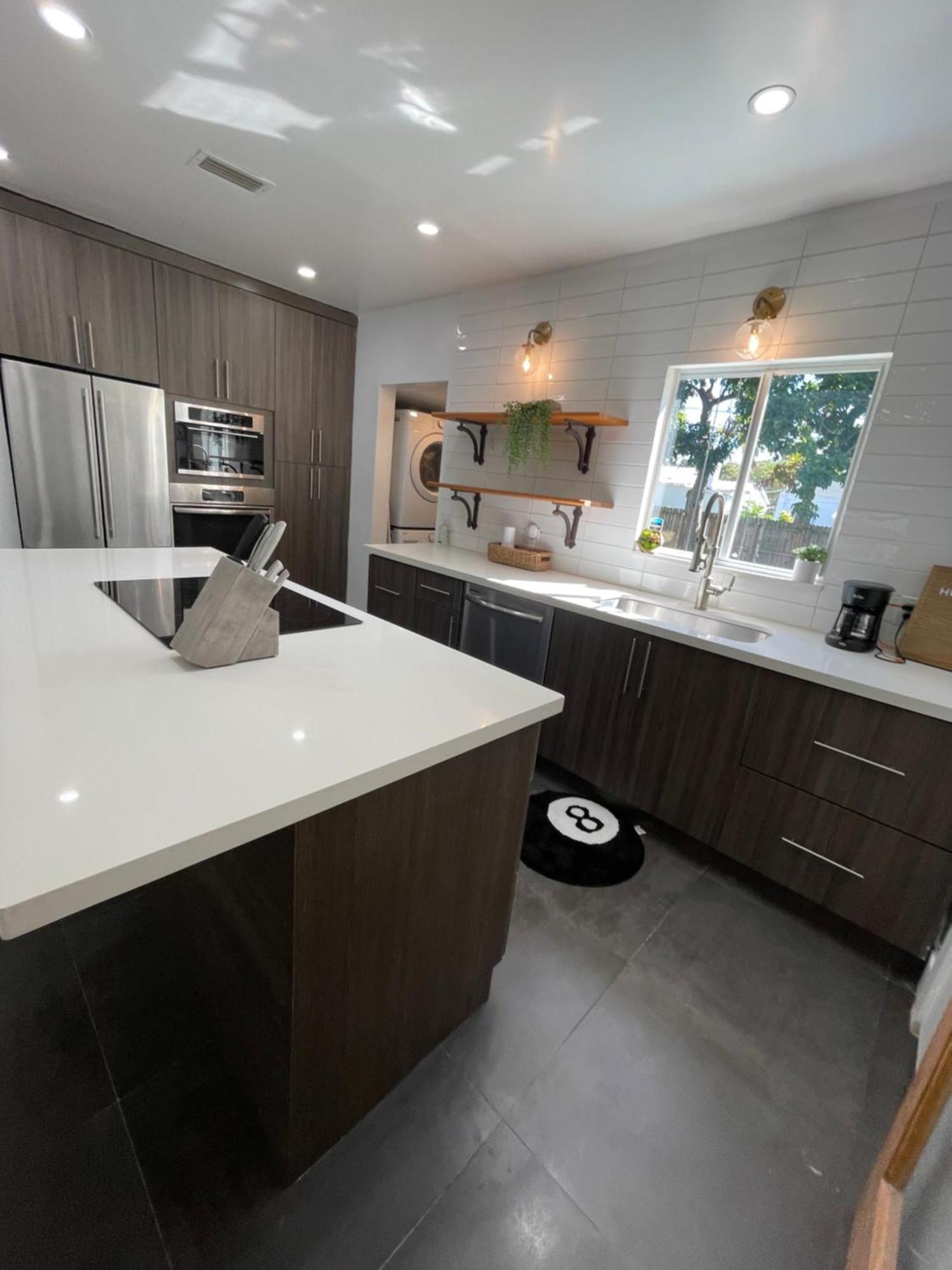 Villa Artsy Oasis: Design District Gem Miami