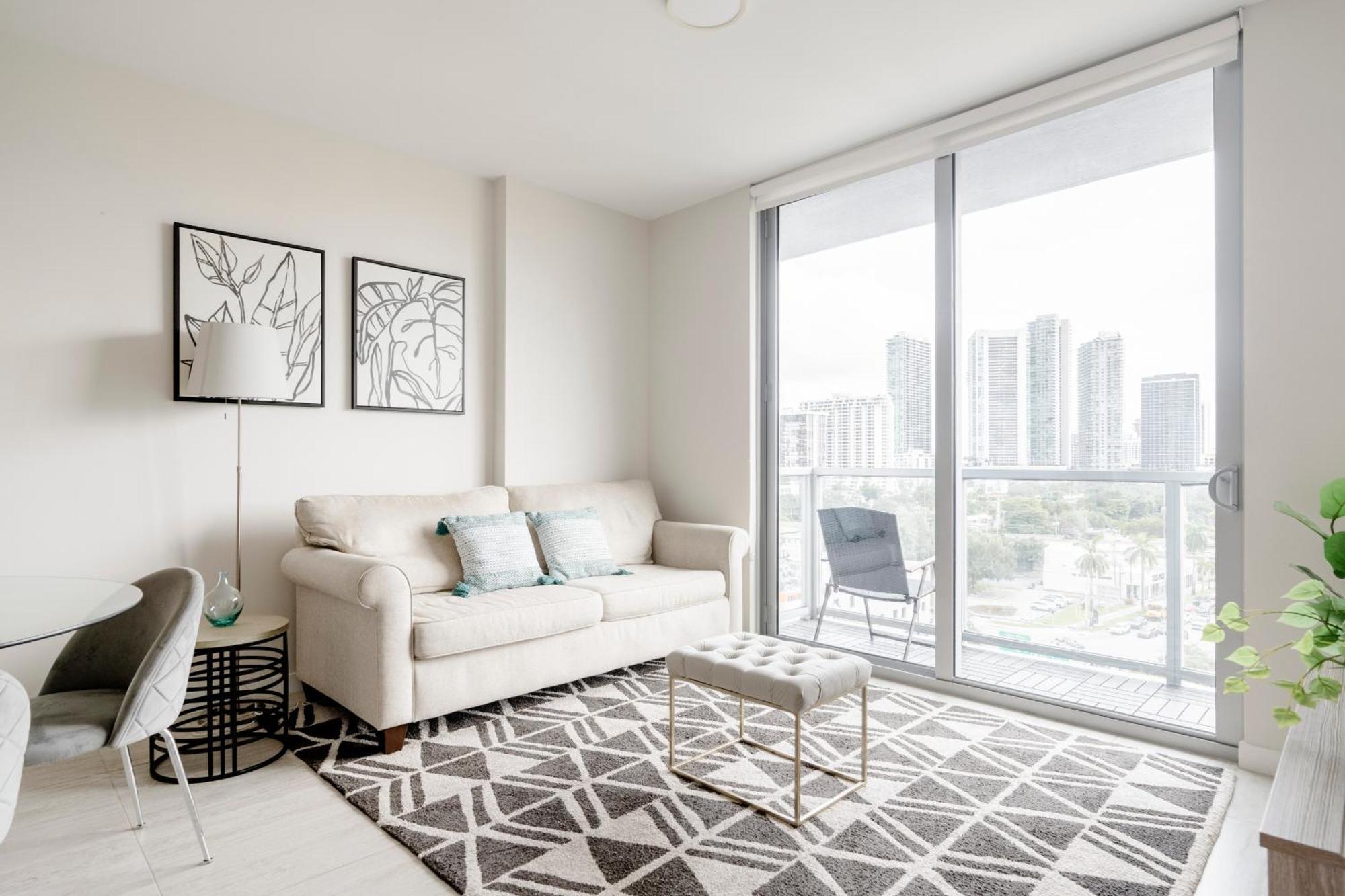 Apartment Design District, View Of The Bay - *