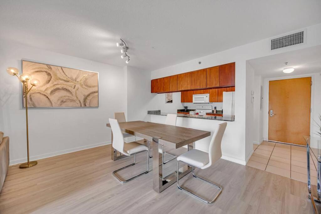 Incredible 1 Bed 1 Bth • Brickell • Ocean View
