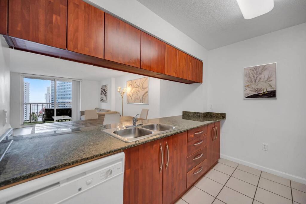 Incredible 1 Bed 1 Bth • Brickell • Ocean View Miami