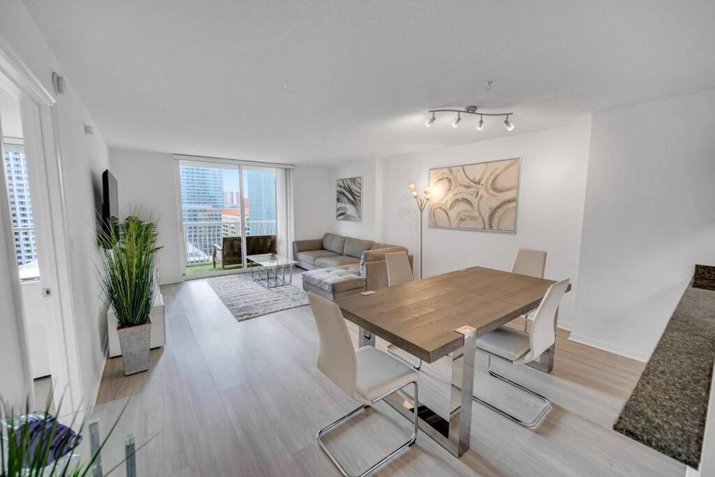 Incredible 1 Bed 1 Bth • Brickell • Ocean View