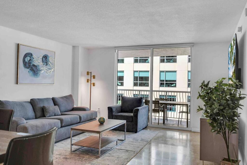 Spacious 36th Flr 1 Bd 1 Bt • Brickell • Bay View Apartment Miami