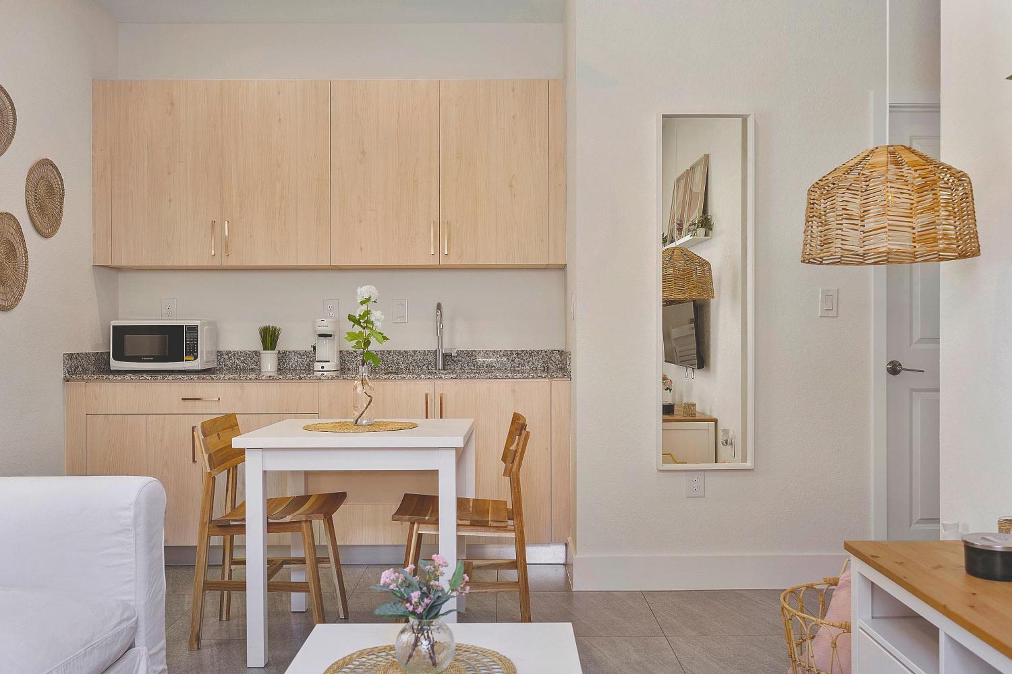 Avi Lux Apartment