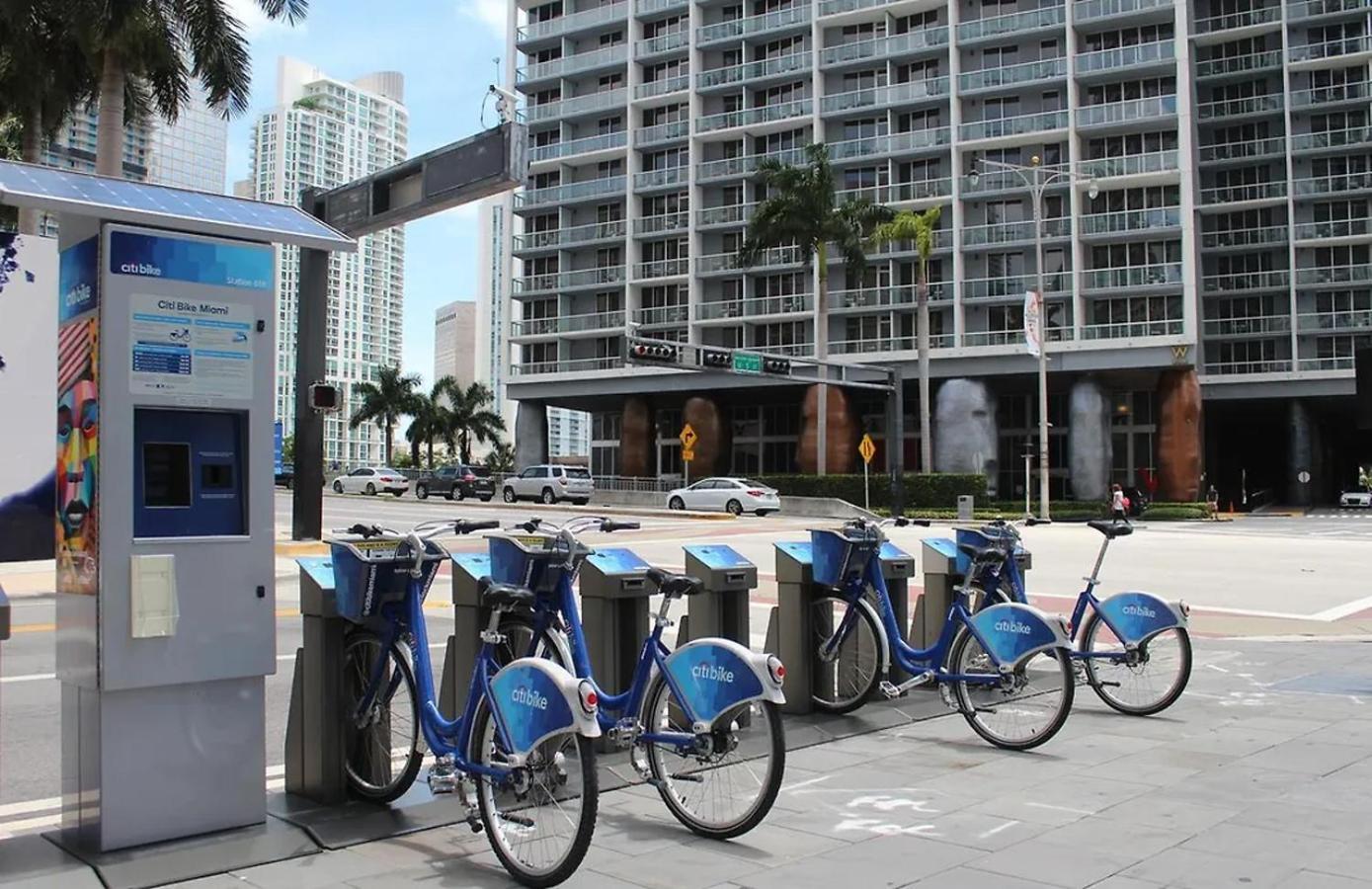 Lux 2br - Water View - Pool - - Free Parking * Miami
