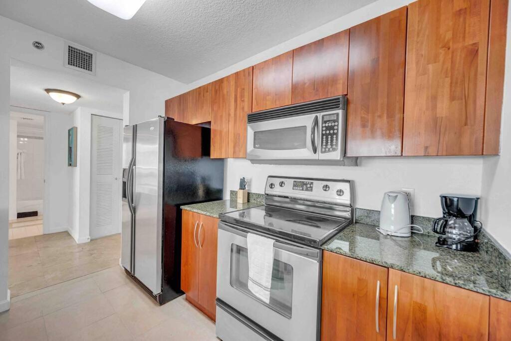 Spacious 36th Flr 1 Bd 1 Bt • Brickell • Bay View Apartment Miami
