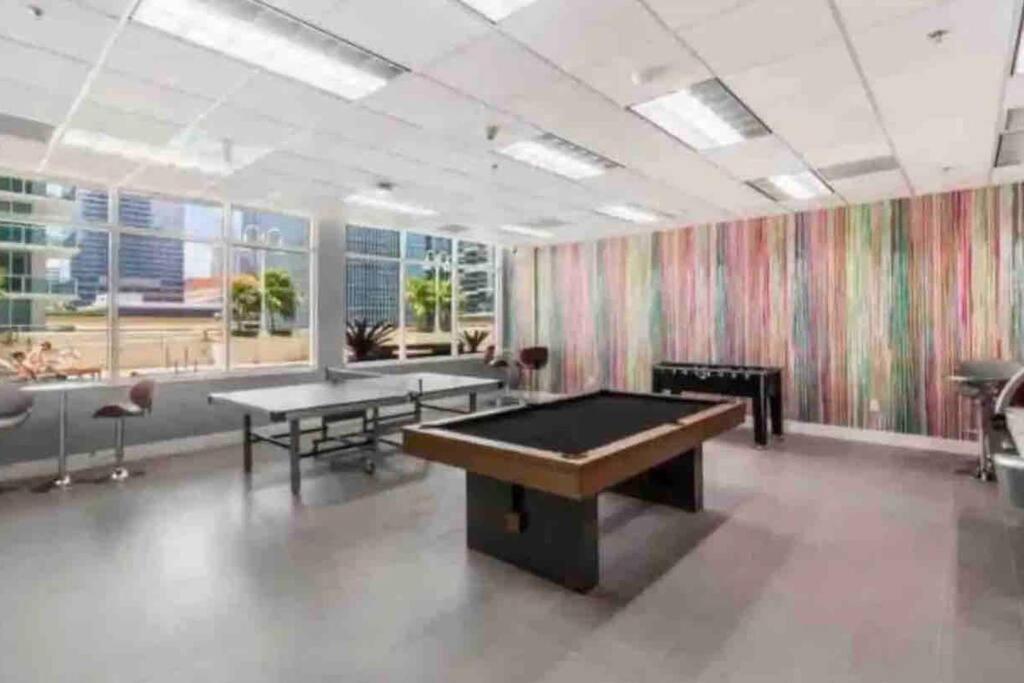 Apartment Spacious 36th Flr 1 Bd 1 Bt • Brickell • Bay View
