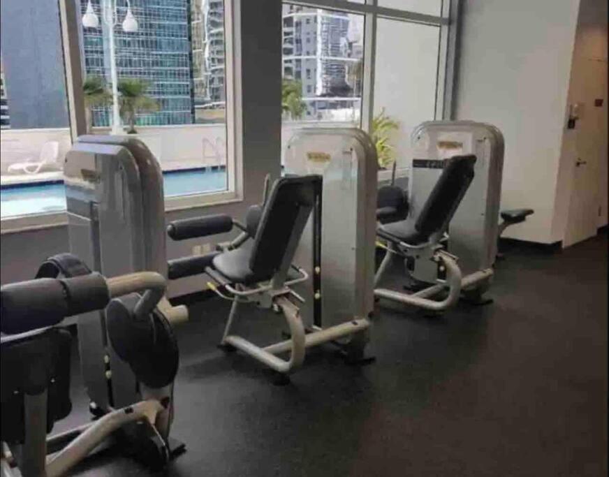 Spacious 36th Flr 1 Bd 1 Bt • Brickell • Bay View Apartment *