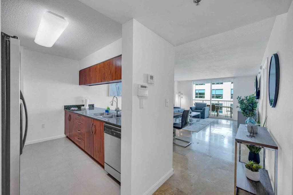Spacious 36th Flr 1 Bd 1 Bt • Brickell • Bay View * Miami