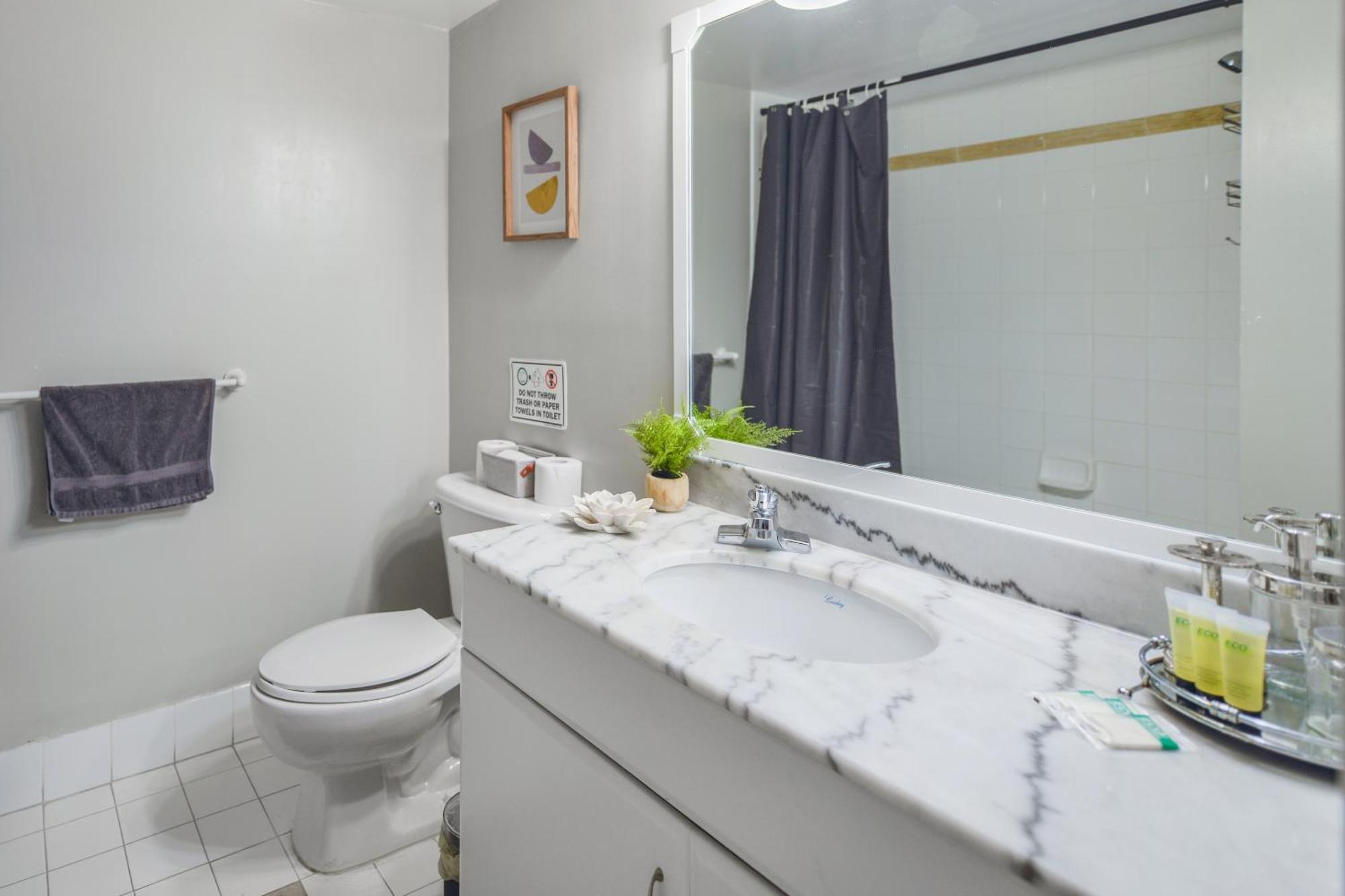 Amazing 3 Bedroom At Brickell With Pool