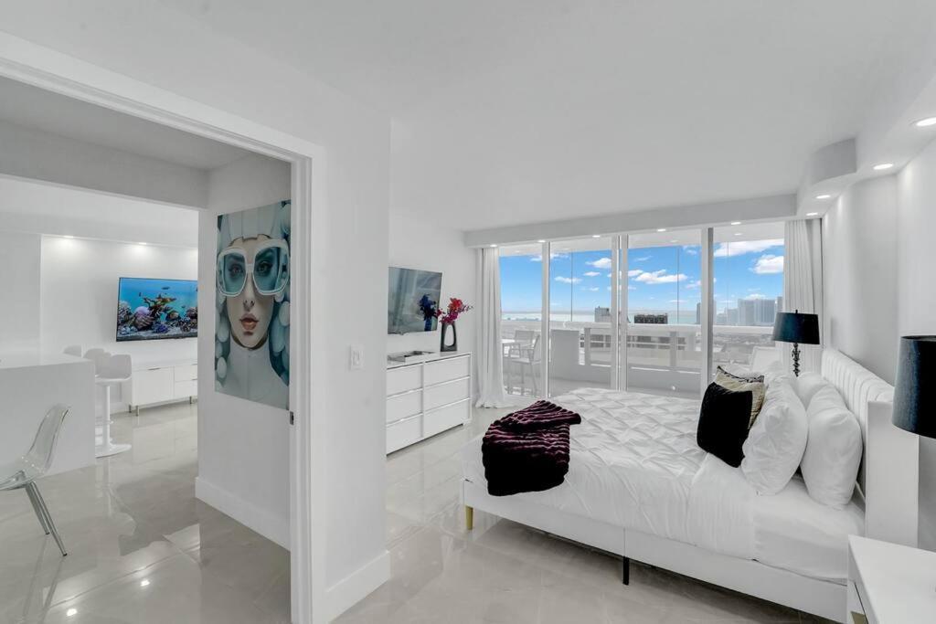 Apartment Shades Of Sky Penthouse! Newly Renovated Miami