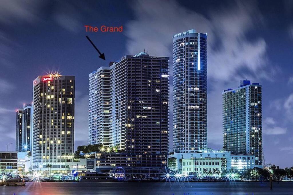 Shades Of Sky Penthouse! Newly Renovated Miami