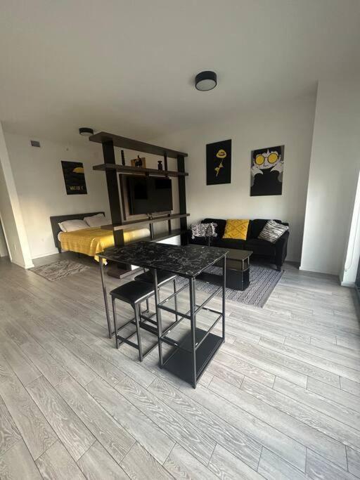 Luxury Getaway * Miami