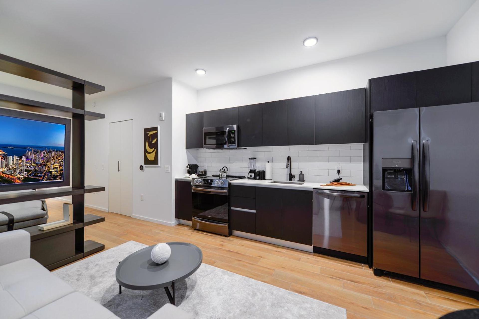 Apartment Luxury Studio Steps Away From Bayfront Park *