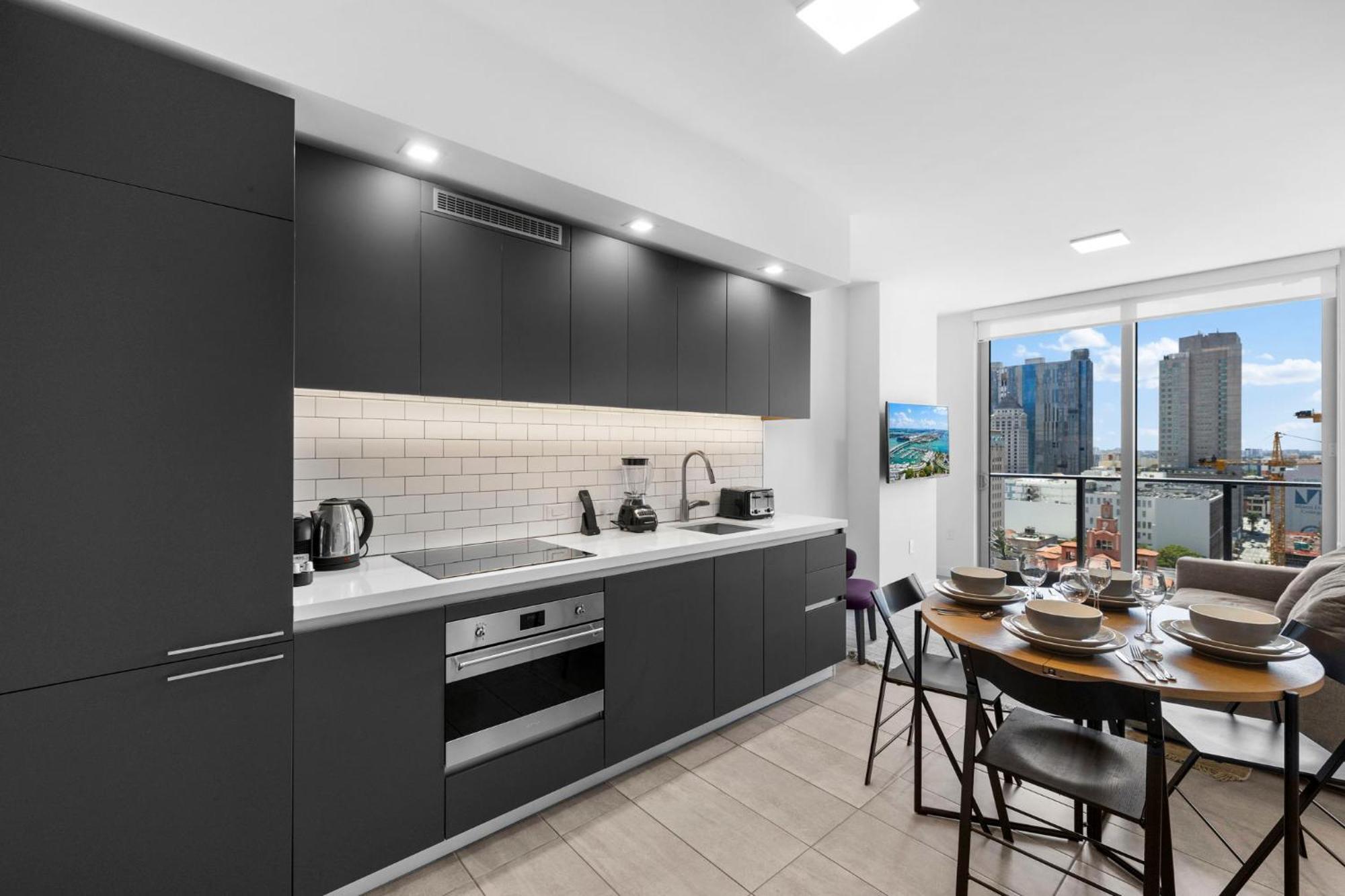 High Style Living In The Heart Of Apartment *