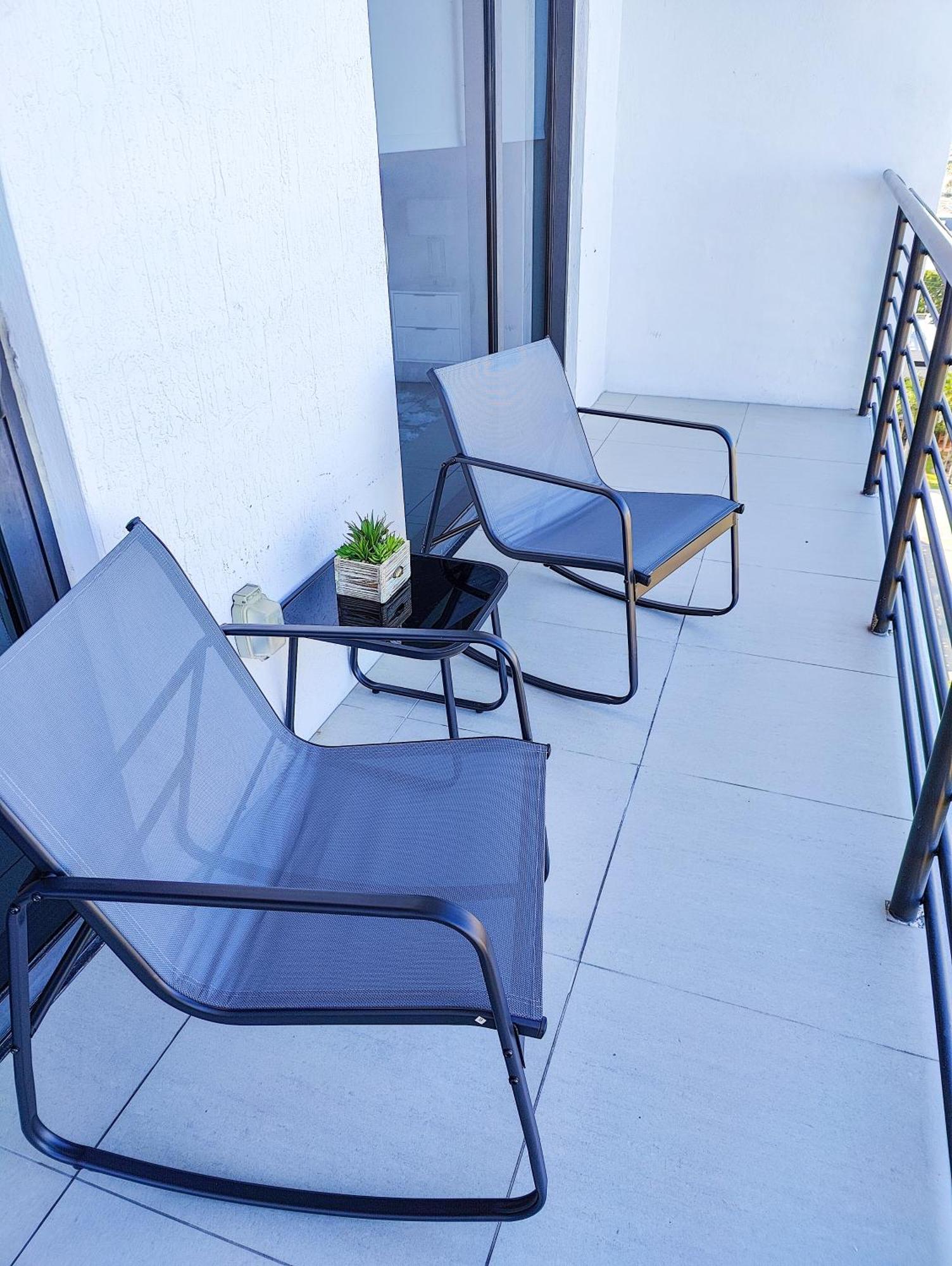 Style 1-bdrm Downtown Doral Miami