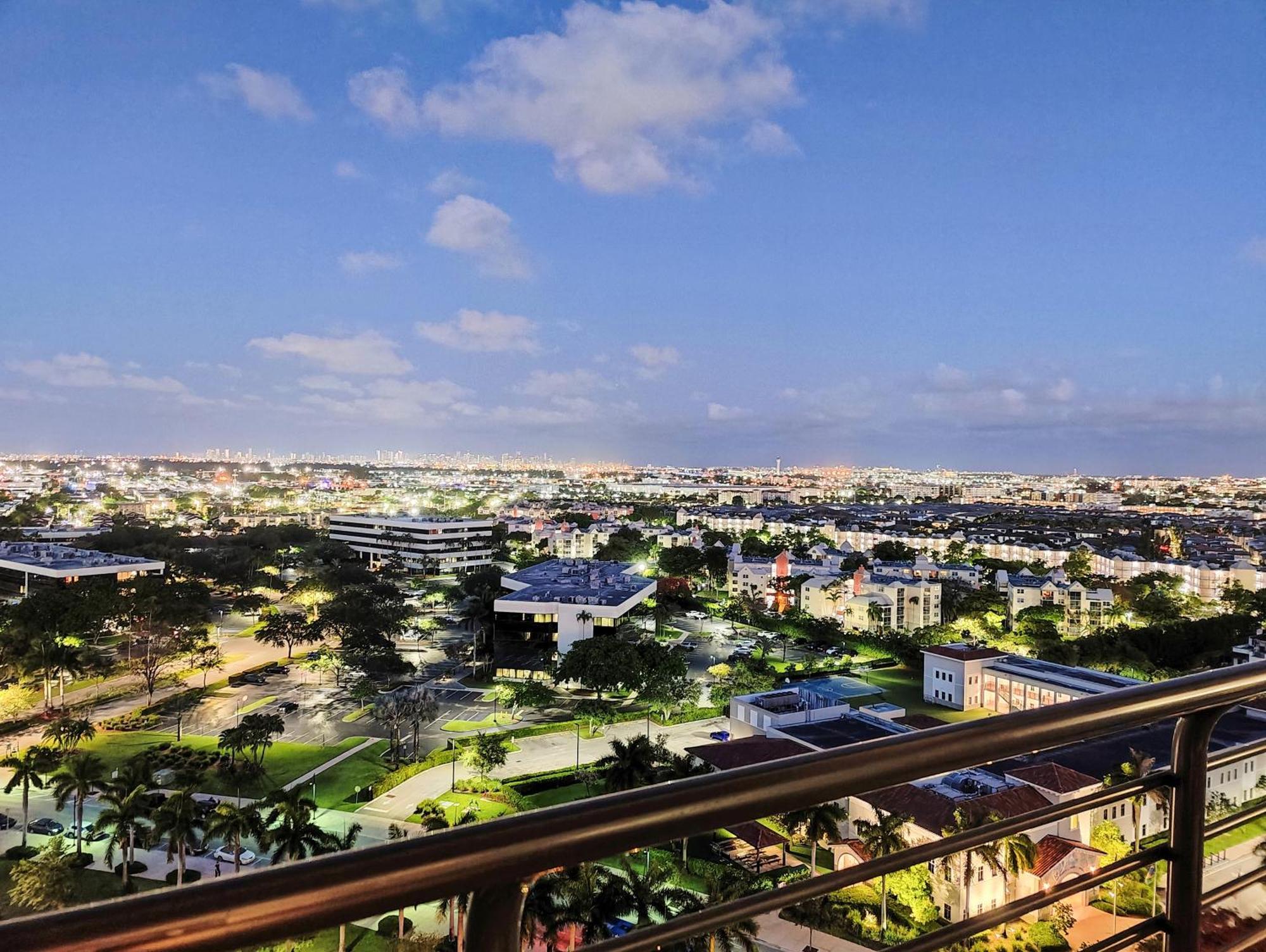 Style 1-bdrm Downtown Doral