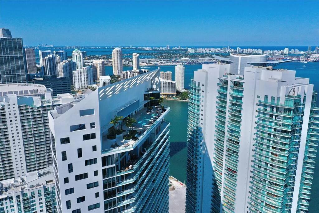 Lovely Upscale Gorgeous View 2bd 2bath In Brickell Apartment *