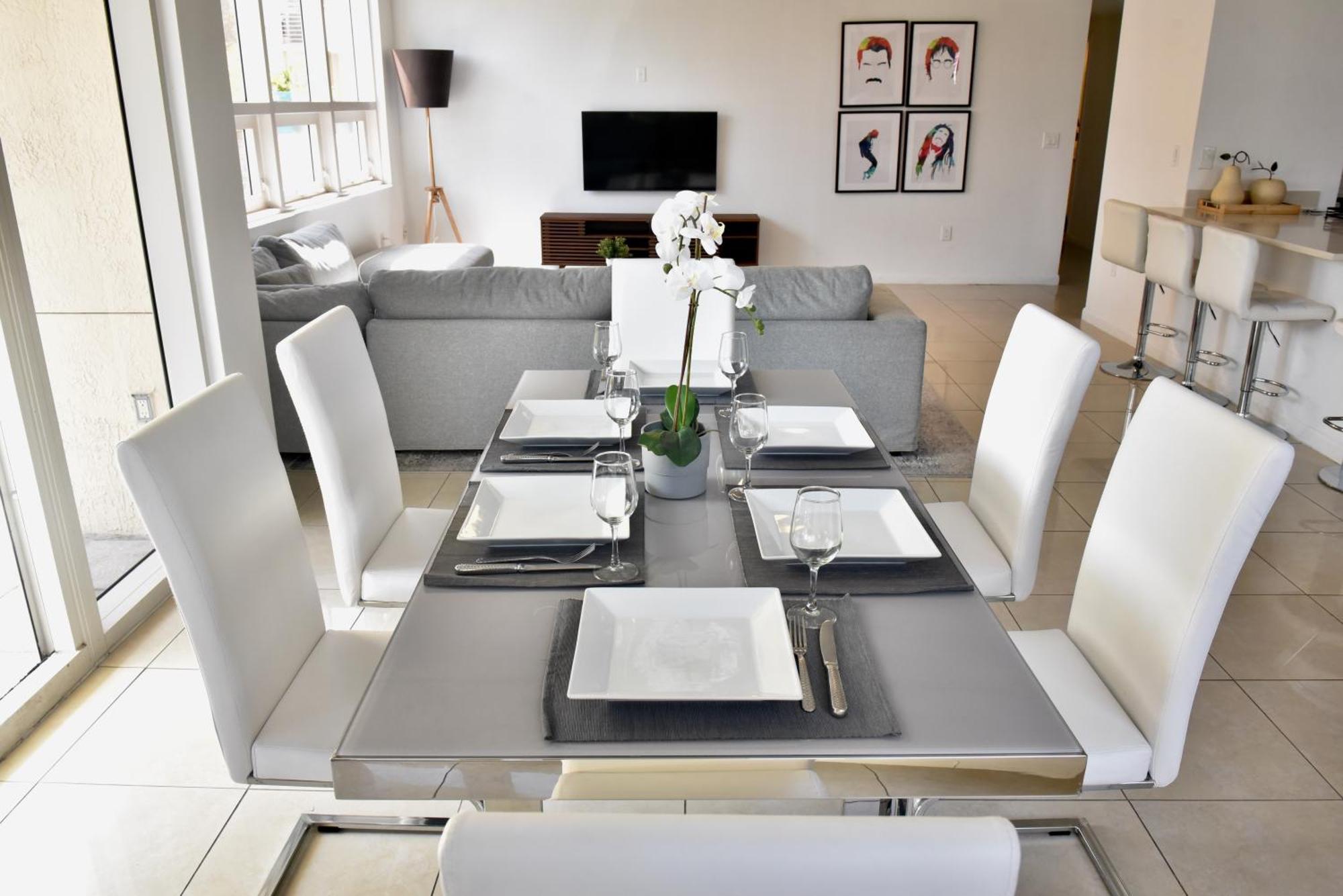 515-trendy 2bd2ba Midtown Huge Private Patio! Apartment *
