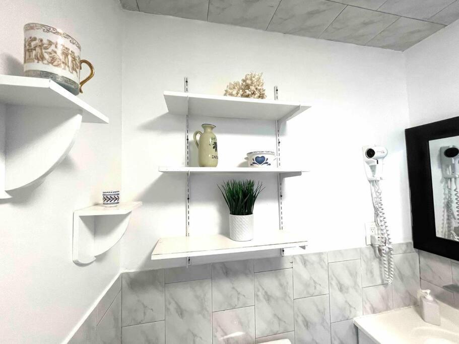 Private Next To Calle Ocho Miami