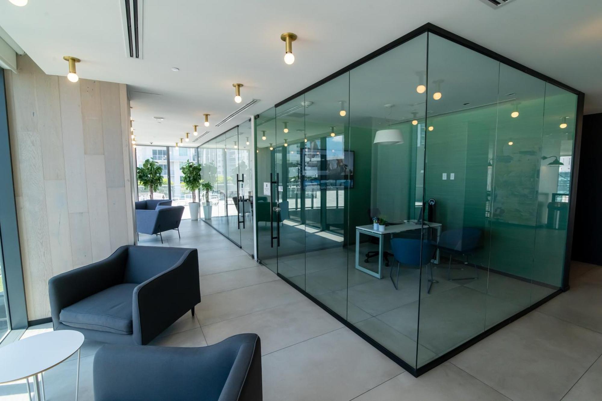 Luxurious King Bed In Downtown Miami