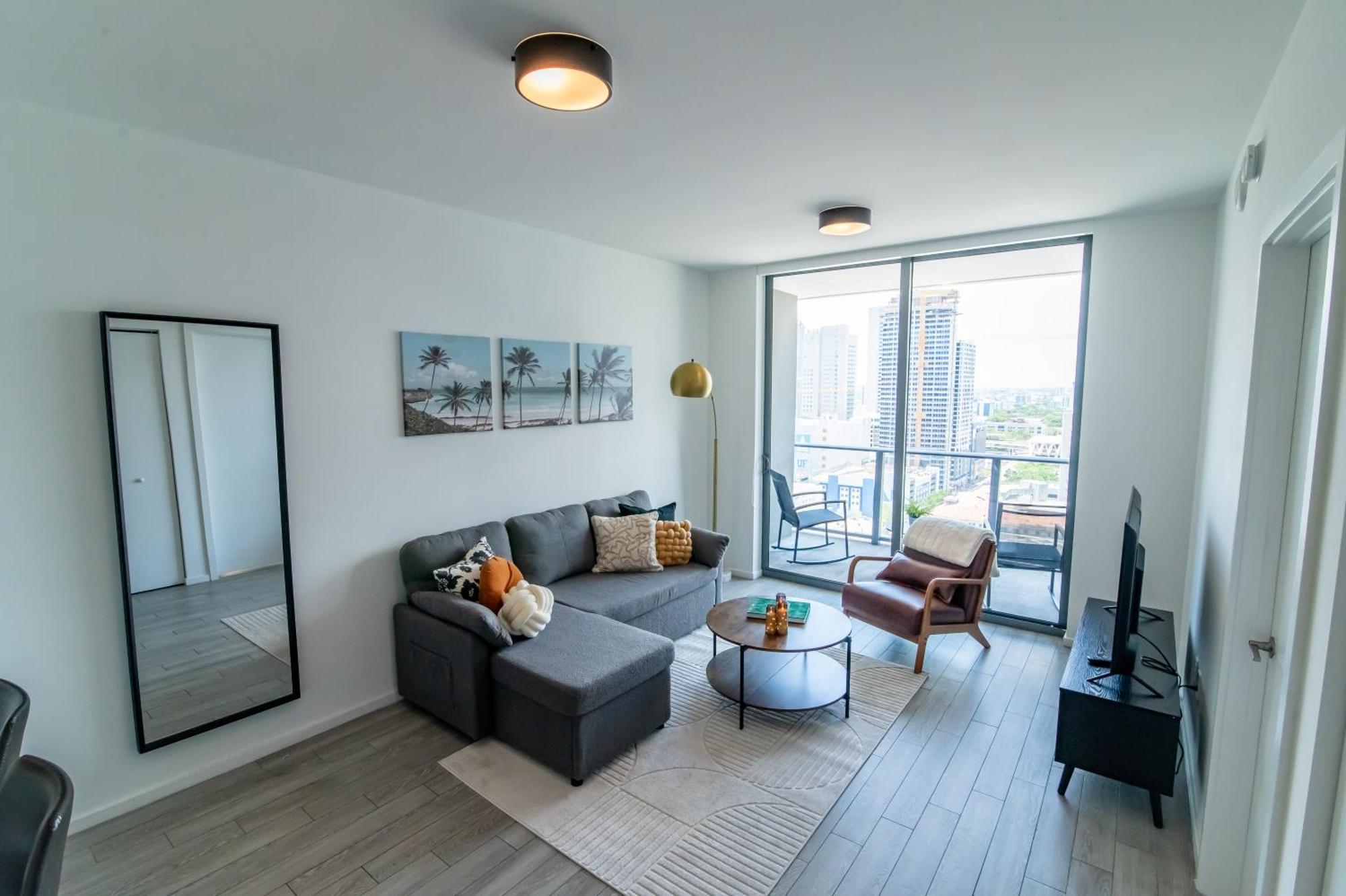 Luxurious King Bed In Downtown Apartment Miami