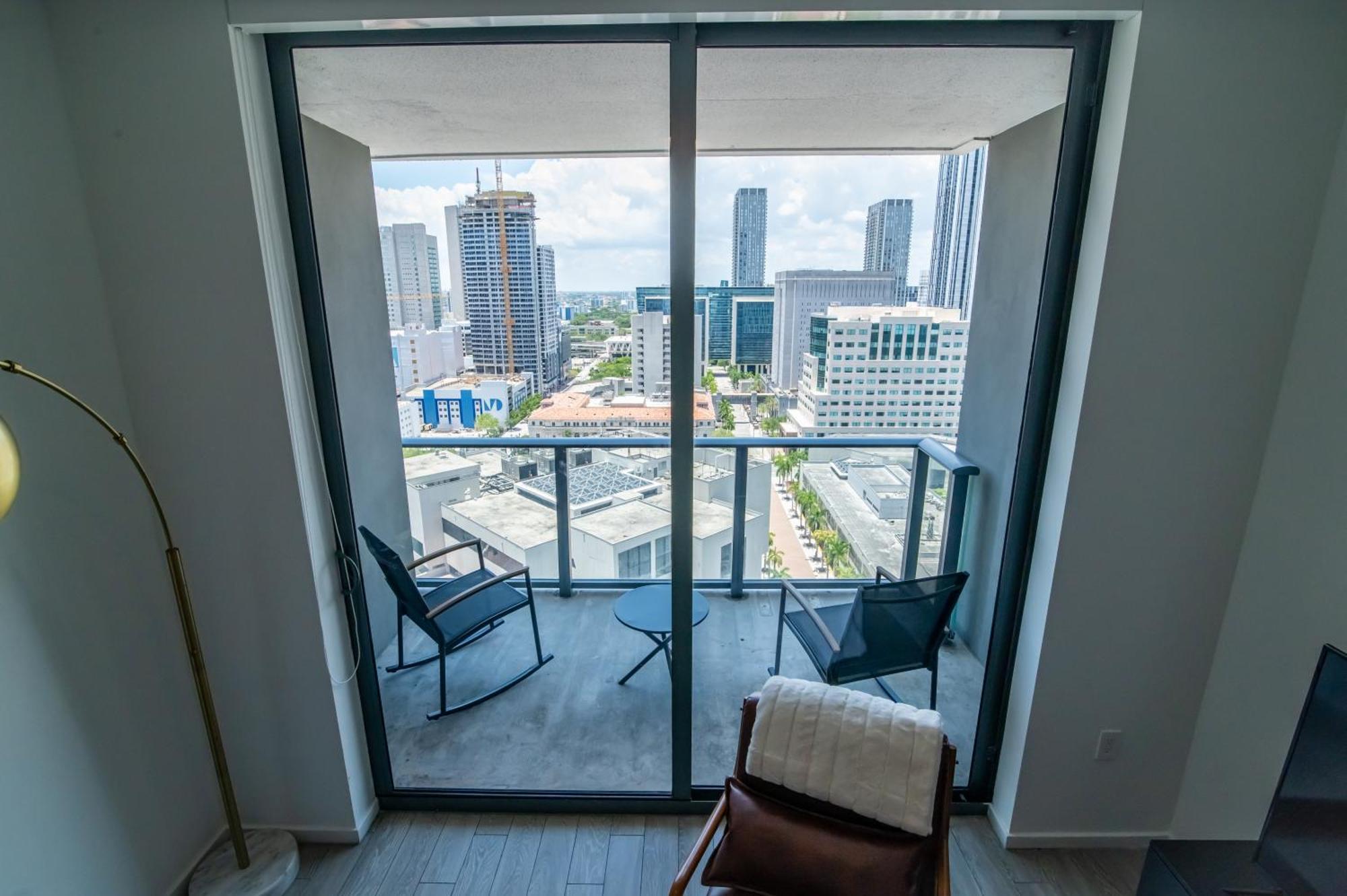 Apartment Luxurious King Bed In Downtown Miami