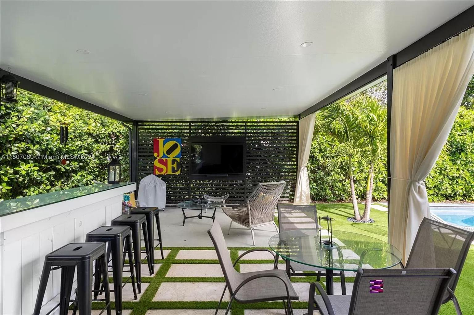 Holiday home 15 Guests Luxury House With Pool & Gazebo! Miami
