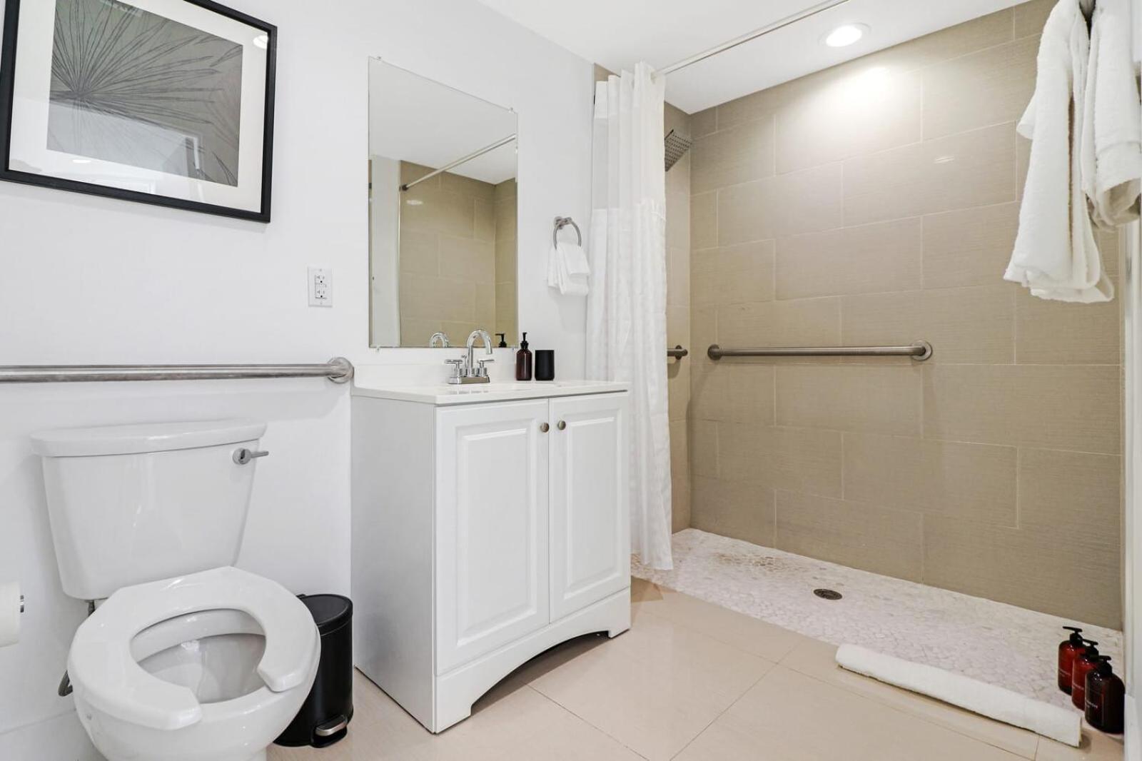 Apartment Roami At The Ralston