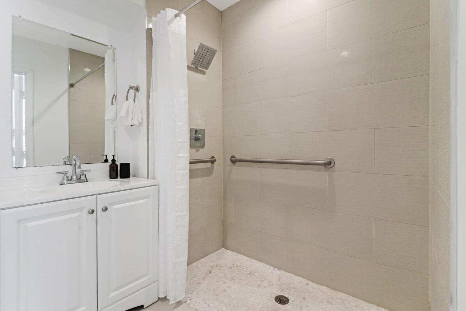Roami At The Ralston Miami