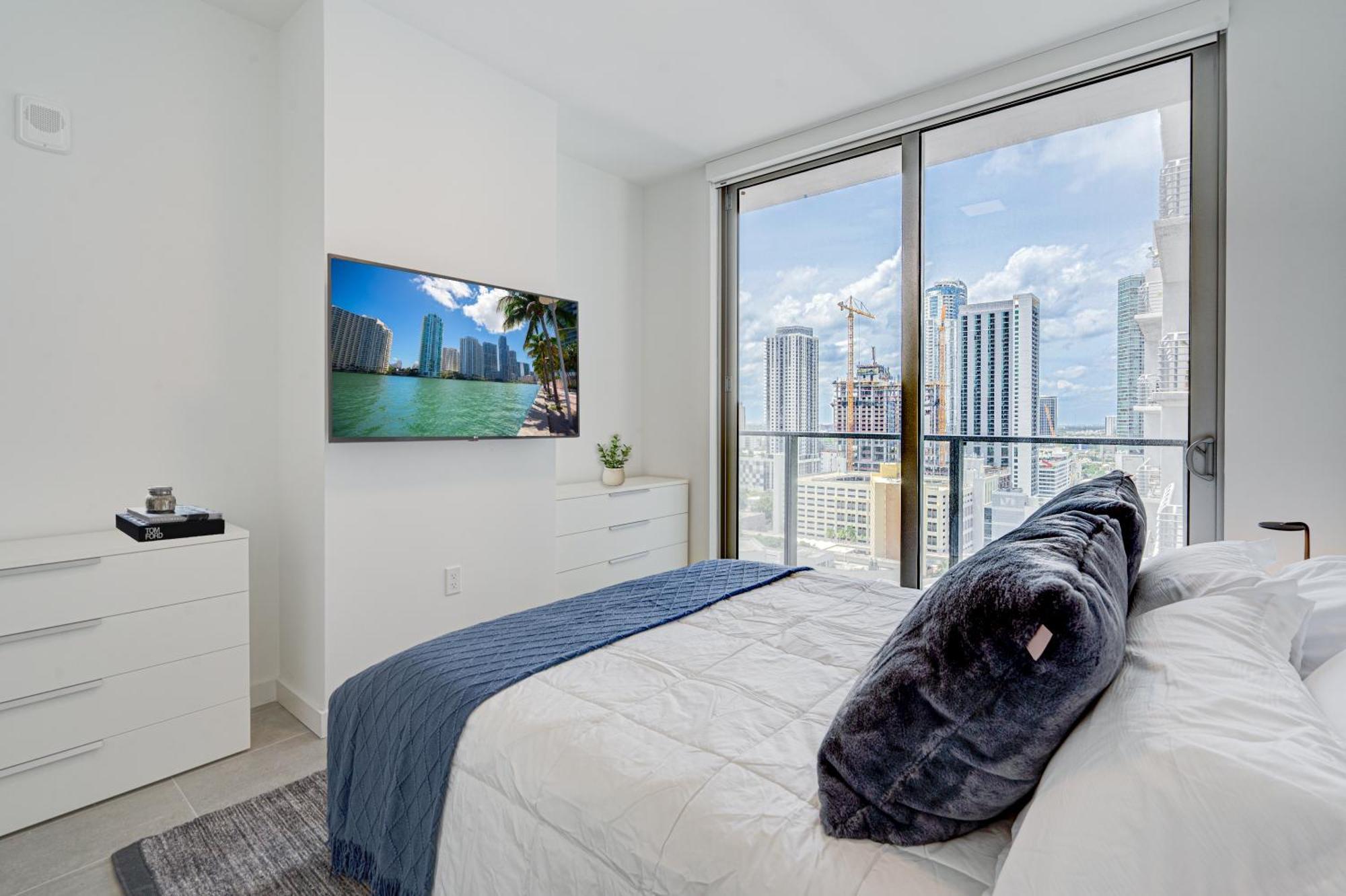 227 Condominium By Ionica