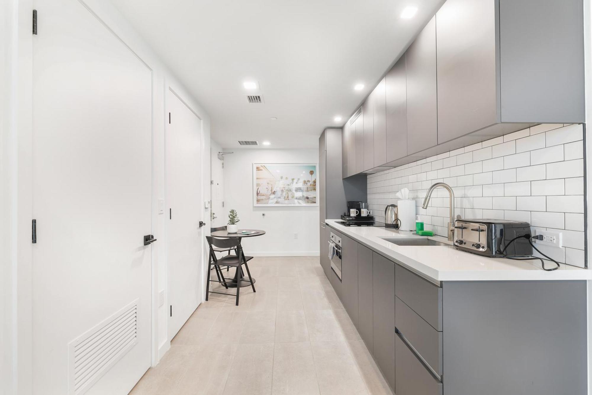 227 Condominium By Ionica Apartment