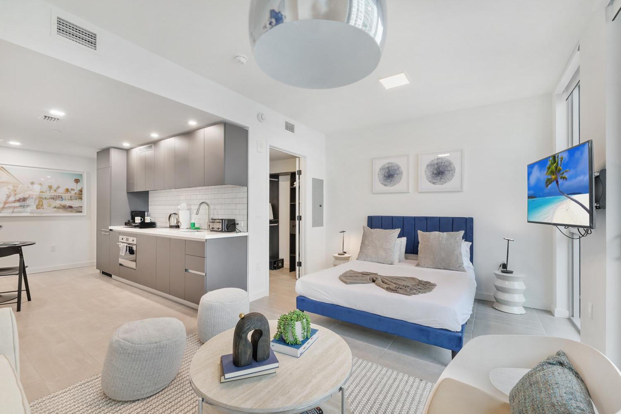 Apartment 227 Condominium By Ionica *