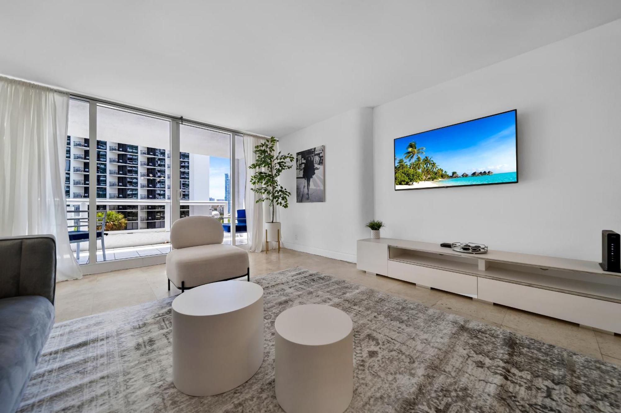 The Tranquil Nest On Bay Miami