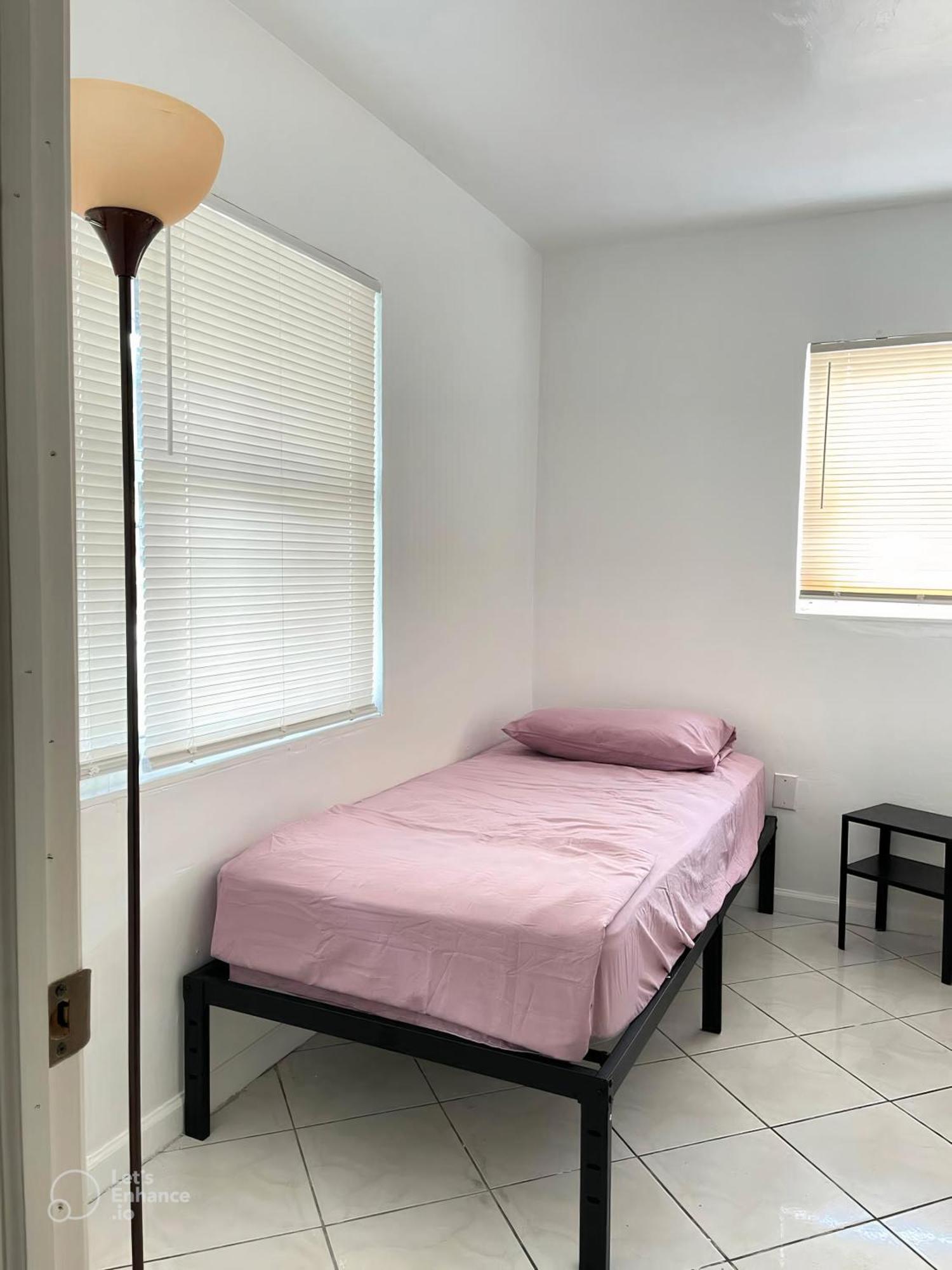 Hostel Ludge By Airport Miami