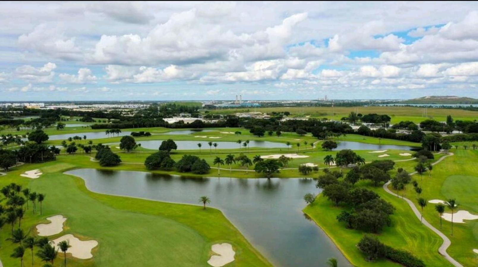 Style 1-bdrm Downtown Doral Apartment Miami