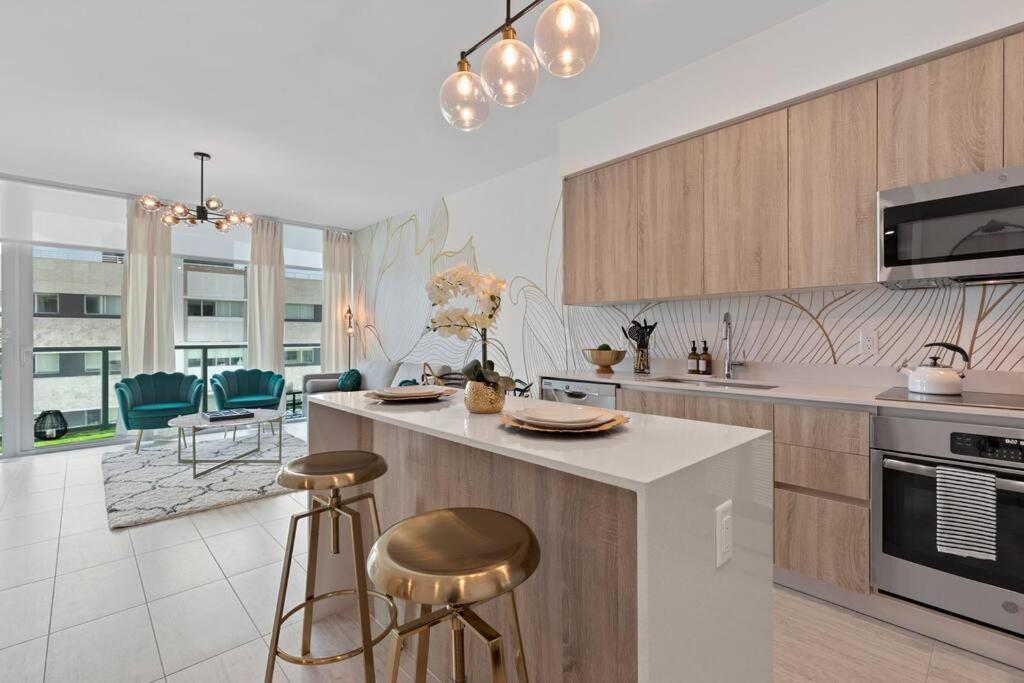 Luxury 1 Bdrm/1b In Design District Area Apartment Miami
