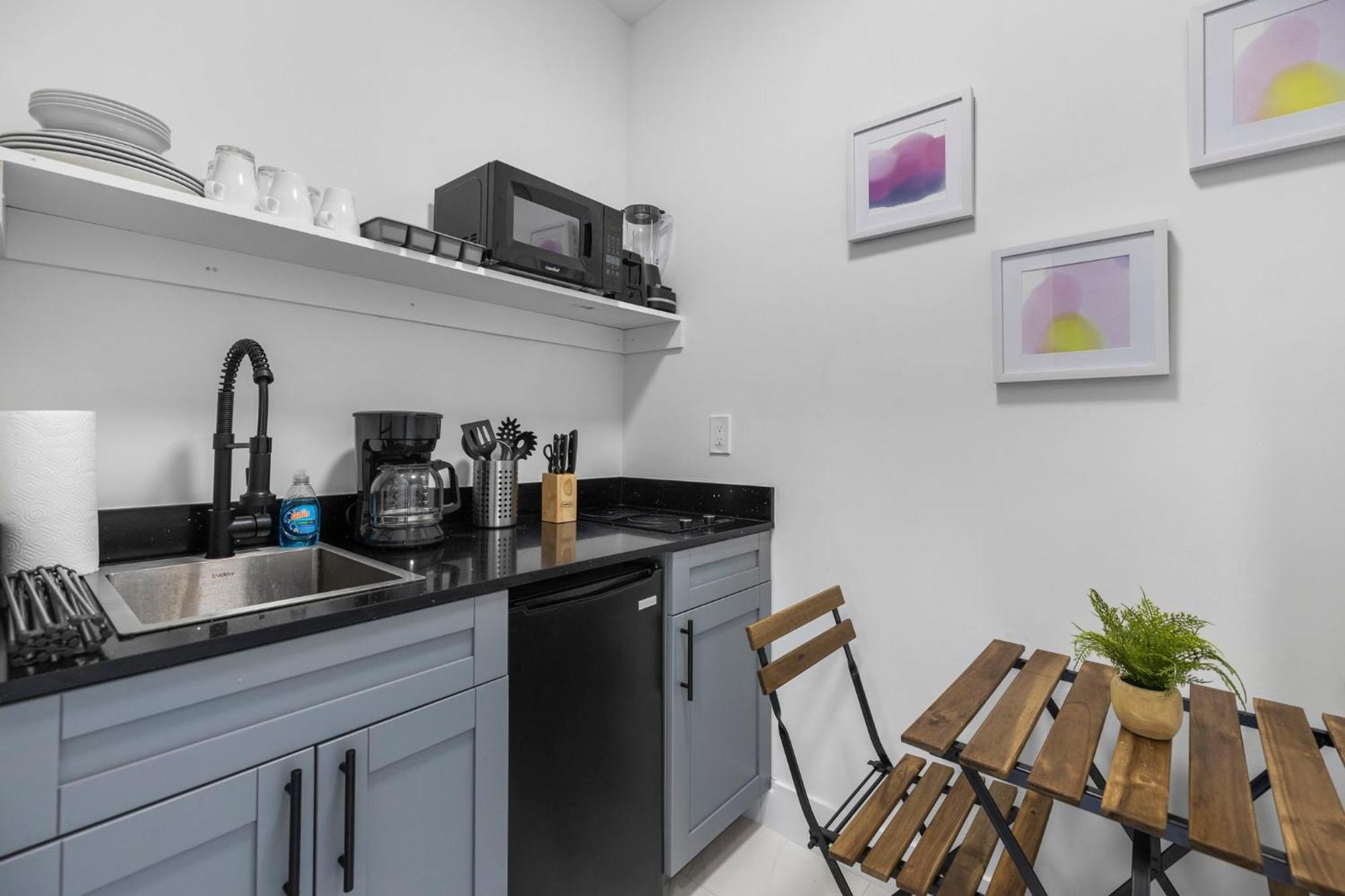 Beautifully Designed Studio In Apartment Miami