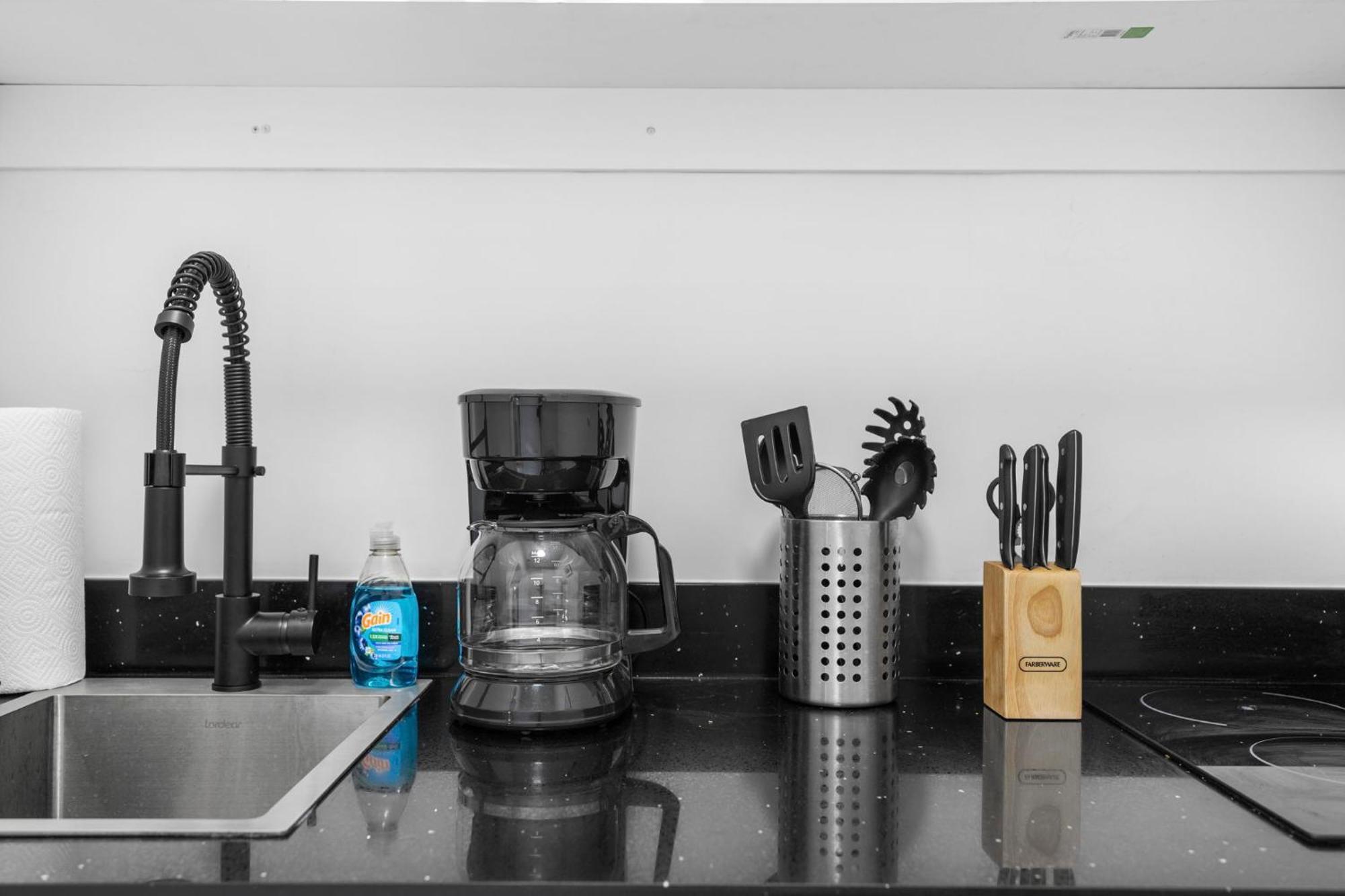 Beautifully Designed Studio In * Miami