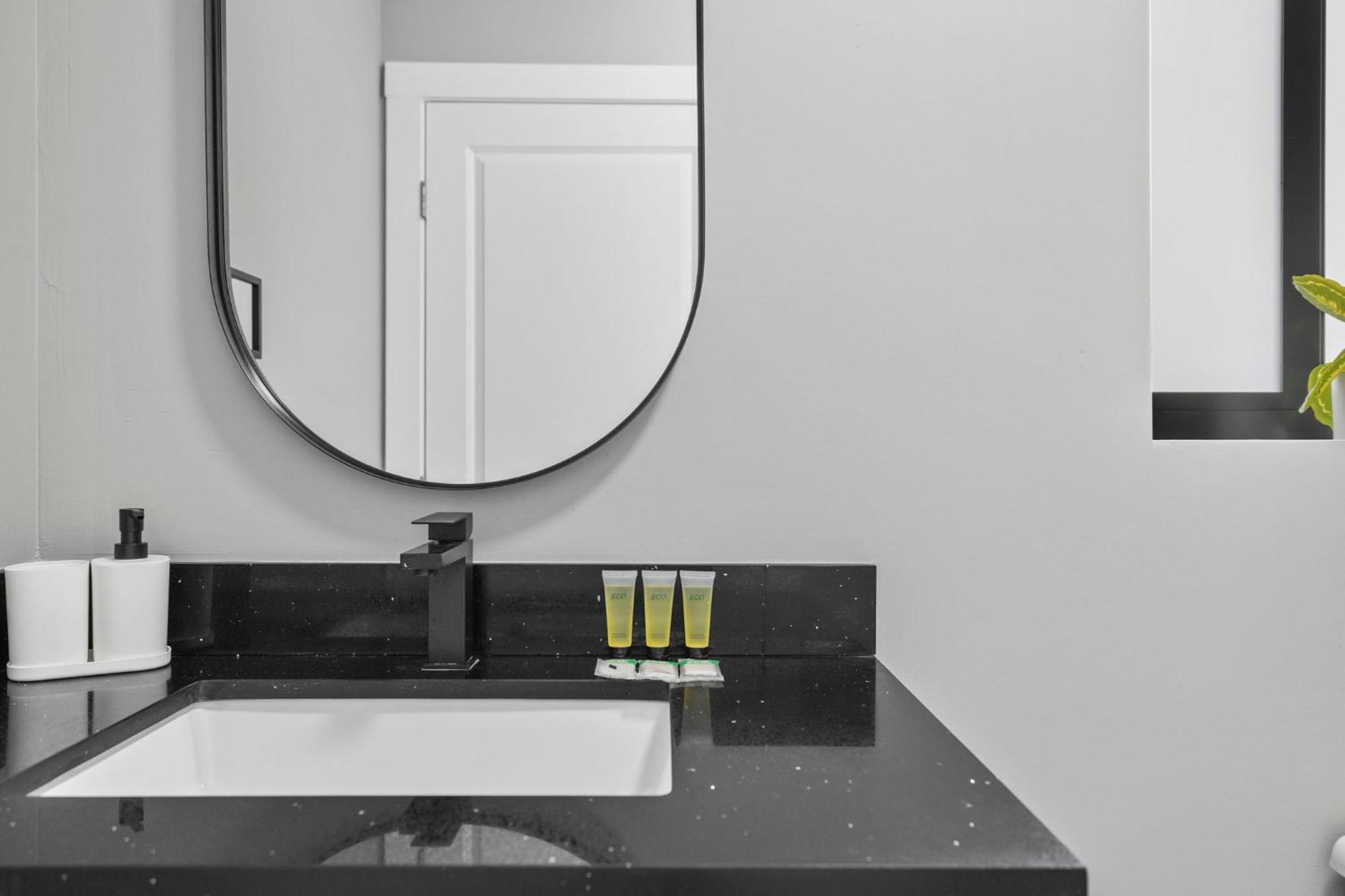 Apartment Beautifully Designed Studio In *