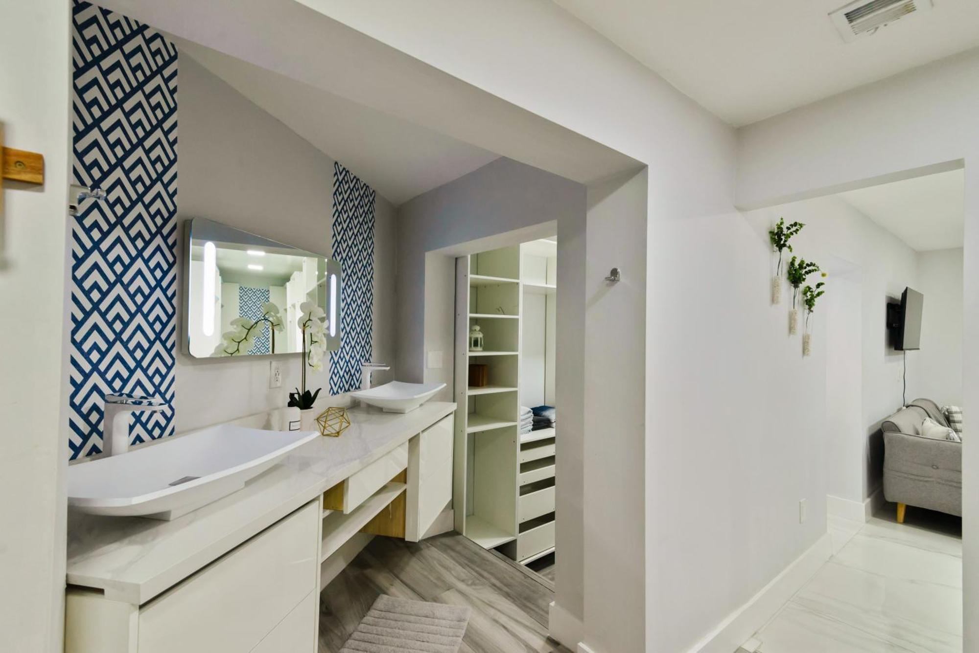 Luxury House W Heated Pool & Jacuzzi Holiday home Miami