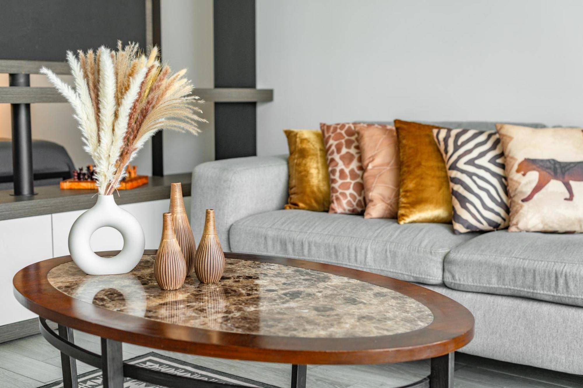 Apartment Breezy Luxury Residences - Near Kaseya Center *