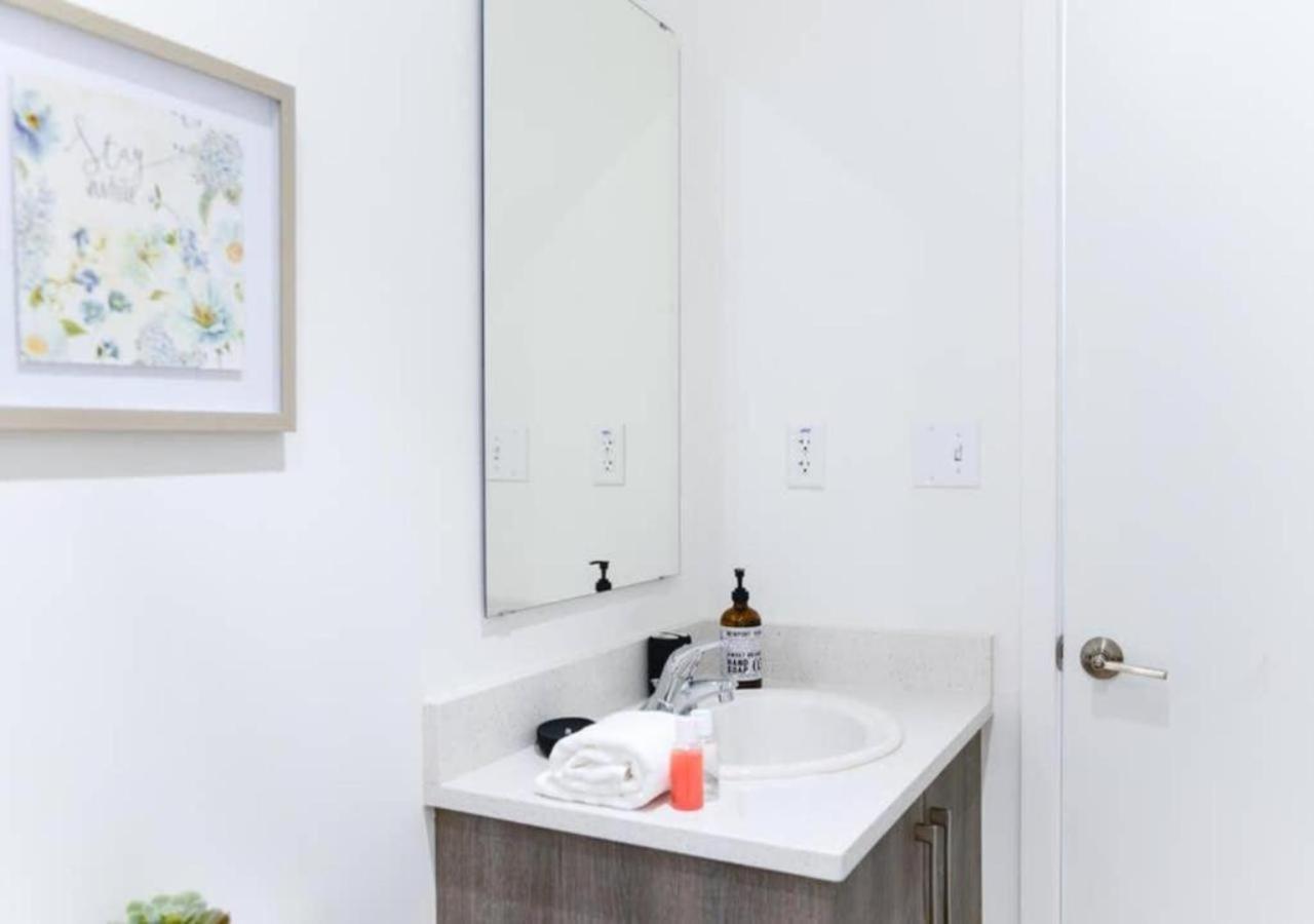 Modern Townhouse 18 Min From The Beach & Aventura - Th1 Holiday home