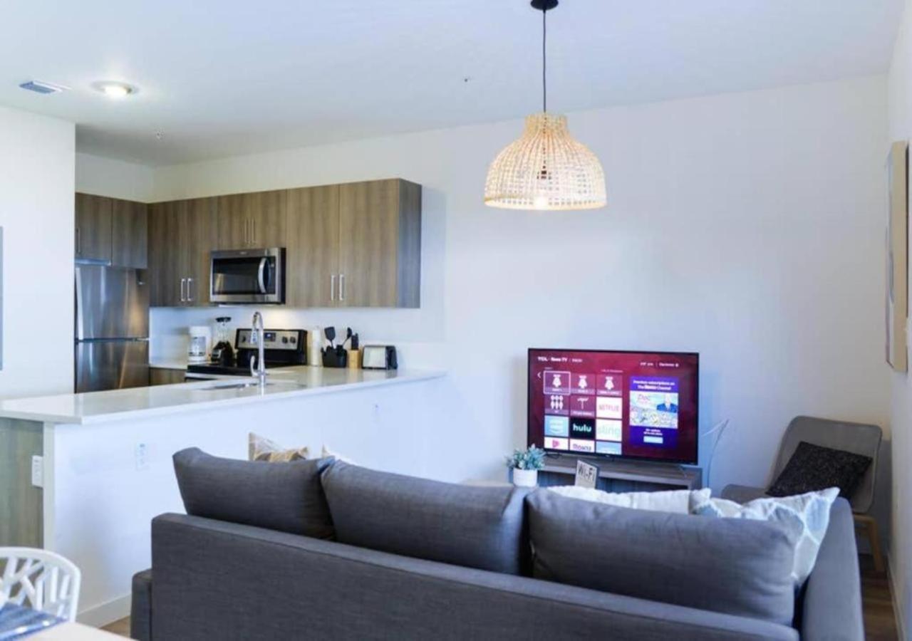 Modern Townhouse 18 Min From The Beach & Aventura - Th1 Holiday home