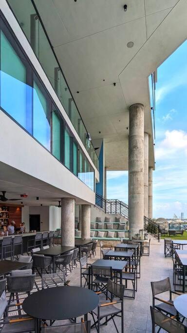 Apartment Ocean Front View Stylish In Downtown *